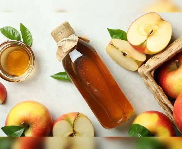 Entenda como beber vinagre de maçã todos os dias ajuda a emagrecer
