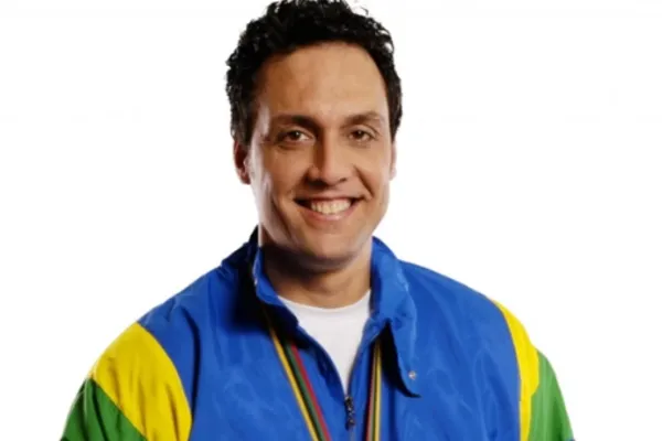 
				
					Campeão Olímpico de vôlei, Pampa é entubado por complicação em quimio
				
				