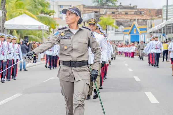 
				
					Conheça algumas histórias de mulheres que inspiram na Polícia Militar
				
				