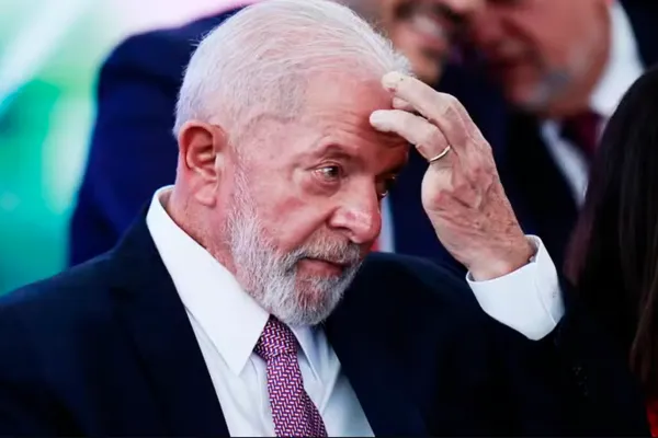 
				
					Governo tenta adiar votação dos vetos de Lula prevista para hoje
				
				