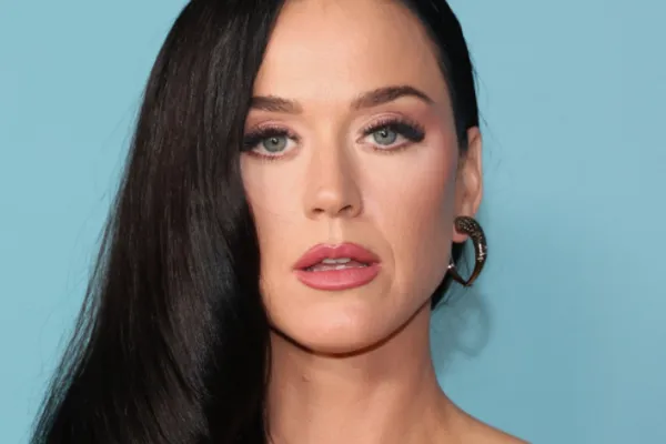 
				
					Katy Perry  irá lançar uma das “maiores canções” de sua carreira
				
				