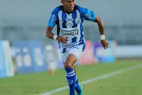 
				
					Lucas Marques exalta o CSA após classificação na Copa Alagoas
				
				