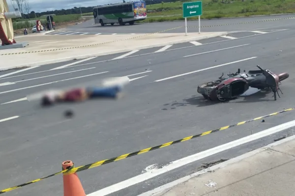 
				
					Motociclista morre em acidente na AL-220, em Campo Alegre
				
				