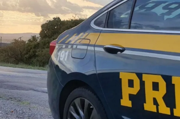 
				
					Homem é preso por receptação de veículo em Rio Largo
				
				