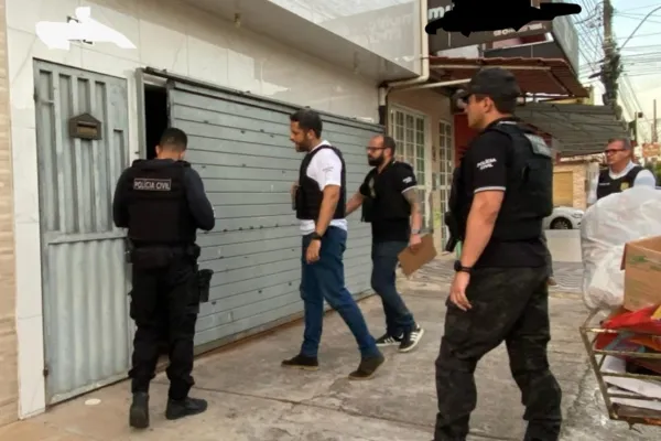 
				
					Assaltos, roubos e assassinatos: PC prende suspeitos em Alagoas
				
				