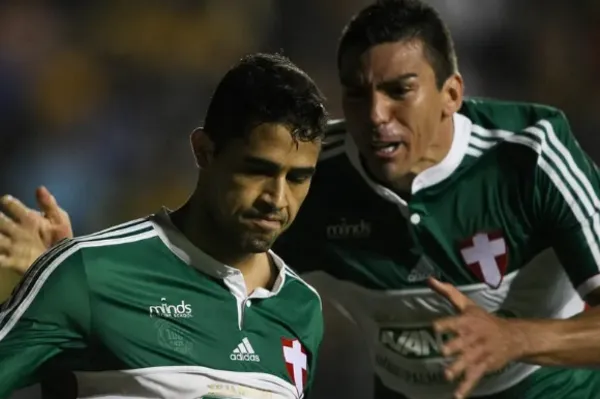 
				
					Palmeiras volta a vencer em estreia de Brasileiro como visitante
				
				