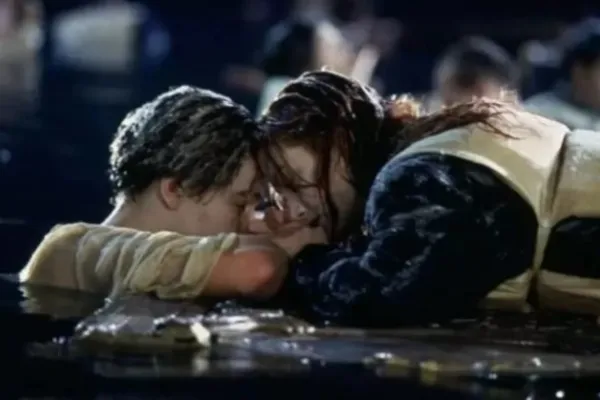 
				
					Porta do Titanic é leiloada por R$ 3,5 milhões
				
				