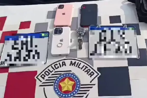 
				
					Rastreador de celular leva polícia até ladrão de relógio de luxo
				
				