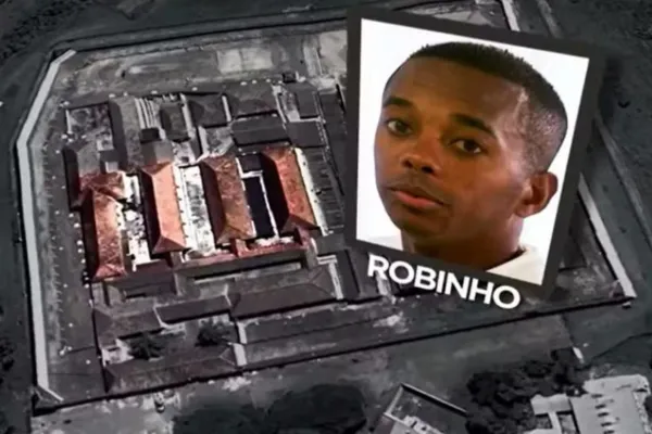 
				
					Robinho completa primeiro mês preso; veja rotina do ex-jogador
				
				