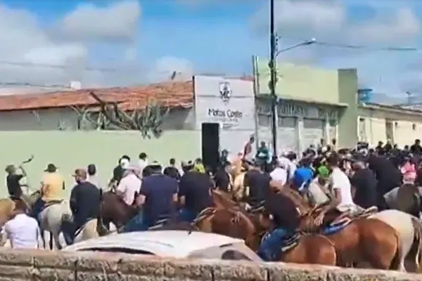 
				
					Vaqueiro alagoano é sepultado em Minador do Negrão
				
				