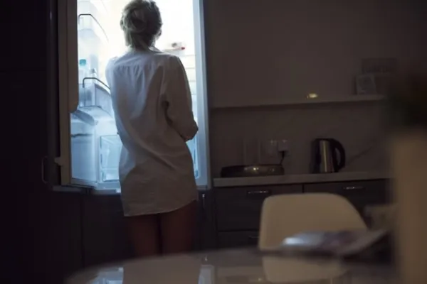 
				
					Veja 3 posições para fazer sexo na geladeira (isso mesmo)
				
				