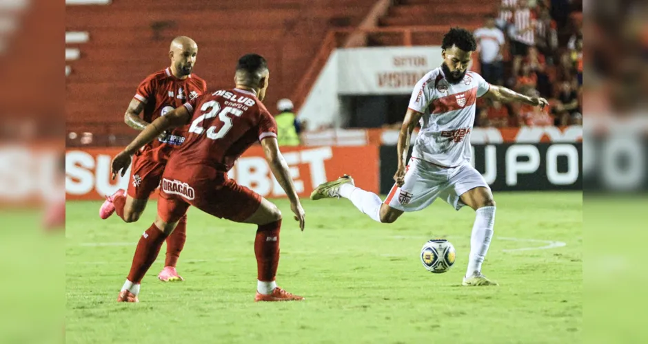 Momento do jogo entre Galo e Timbu