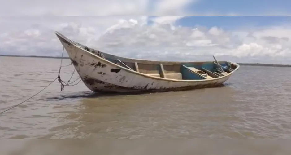 Barco foi encontrado à deriva no Pará com corpos no fundo da embarcação em estado de decomposição
