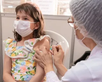 Apenas 1,9% das crianças completaram o esquema vacinal, aponta SMS