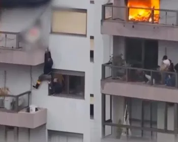 Criança é resgatada de apartamento em chamas no RS