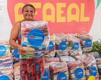 Governo de AL doa uma tonelada de alimentos para associação no Benedito Bentes