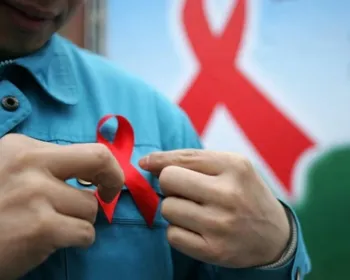 Justiça concede aposentadoria integral à servidora com HIV assediada