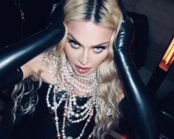 Maquiador de Madonna viraliza ao comprar produtos da cantora no Rio