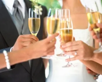 Noivos revoltam convidados com lista de regras para casamento