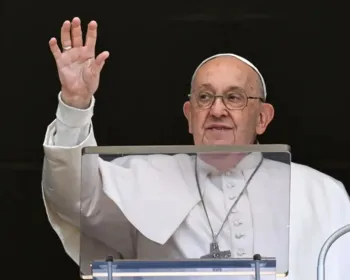 Papa Francisco se solidariza à população do RS em ligação para CNBB