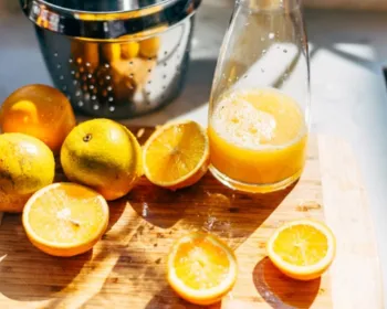 Suco de laranja: estudo da USP explica por que tomar todo dia