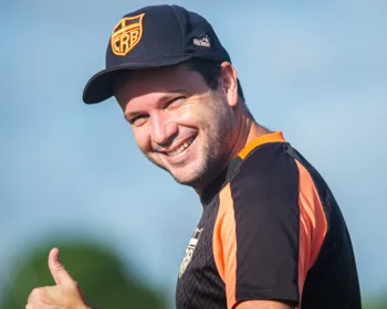 Técnico Daniel Paulista: o dono da bola no CRB