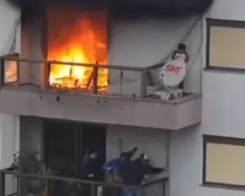 Vídeo: criança é resgatada de apartamento em chamas