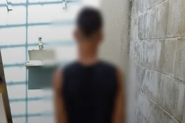
			
				Acusado de tráfico e porte ilegal de arma é preso em Campo Alegre
			
			
