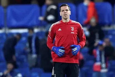
			
				Al-Nassr, de Cristiano Ronaldo, encaminha a contratação de Szczesny
			
			