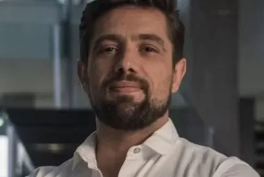 
			
				Ator Rafael Cardoso diz que está há 1 ano sem ver os filhos
			
			