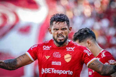 
				CSA contrata lateral que trabalhou com Higo Magalhães no Vila Nova
			
			