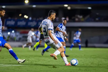 
			
				CSA leva gol nos acréscimos e empata com São José no Rei Pelé
			
			