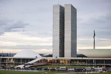 
			
				Congresso aprova liberação de R$ 2,8 bilhões para Saúde e Integração
			
			