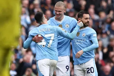 
			
				Craque do Manchester City fatura prêmio de melhor jogador da Premier
			
			