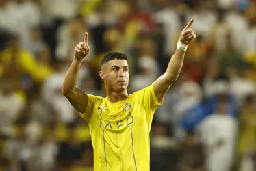 
				Cristiano Ronaldo é o atleta mais bem pago do mundo de 2024
			
			
