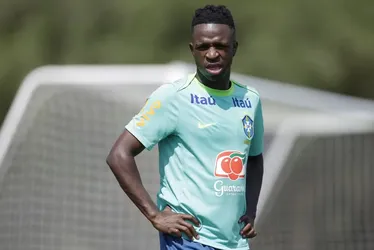 
			
				Dorival esboça Brasil com volta de principais jogadores e sem Endrick
			
			