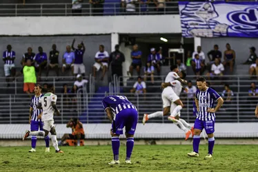 
			
				CSA tem 85% de chance de ser rebaixado para a Série D
			
			