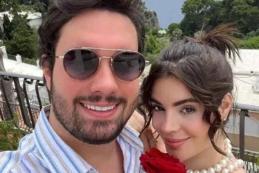 
			
				Gkay anuncia fim do namoro com empresário Marco Túlio
			
			