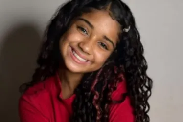 
			
				Influenciadora de 12 anos choca ao revelar detalhes da lua de mel
			
			