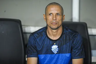 
			
				Higo Magalhães ganha tempo para ajustar CSA antes de duelo com Confiança
			
			