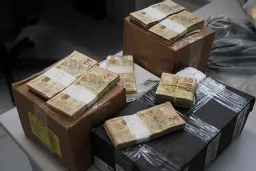
			
				Justiça libera advogado e mais três presos da operação Maligno
			
			