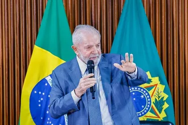 
			
				Lula faz 1ª viagem à Europa deste ano, rumo à Suíça e Itália
			
			