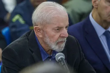 
			
				Lula se reúne com reitores para encerrar greve de professores federais
			
			