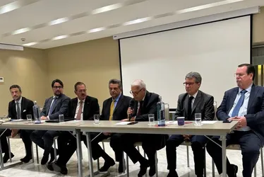 
			
				Ministro Humberto Martins participa de seminário em Barcelona
			
			