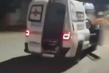 
			
				Motoristas de ambulância são flagrados alcoolizados no veículo
			
			