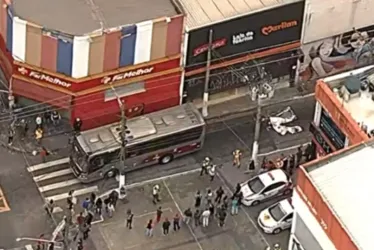 
			
				Mulher de 66 anos morre atropelada por ônibus na zona sul de SP
			
			