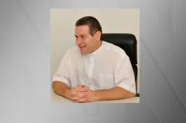 
			
				Padre Alexandre Paciolli é denunciado pela segunda vez por importunação sexual
			
			