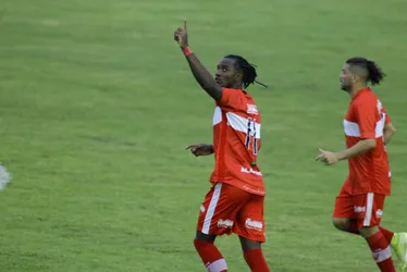 
			
				Paysandu não ganhou do CRB atuando na Curuzu nos últimos 5 duelos
			
			