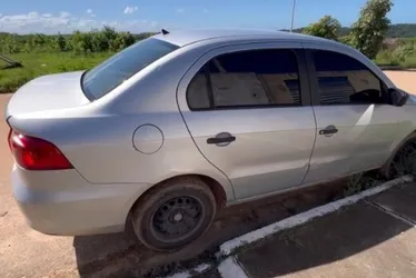 
			
				Perícia identifica impressão digital em carro utilizado por criminosos
			
			