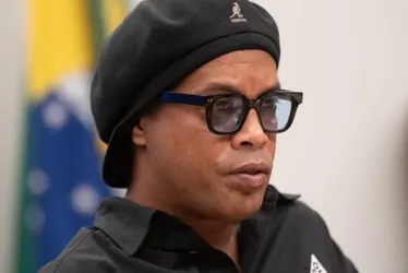 
			
				Ronaldinho desabafa e detona Seleção Brasileira: “Uma vergonha”
			
			